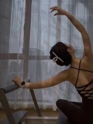 -亚太瑜伽普拉提学院