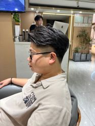 -一東造型烫发染发