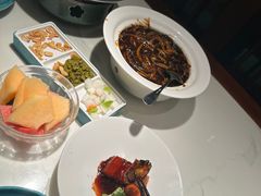 -荷塘秋月·本帮江浙菜(国权路店)