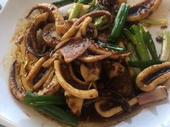 酱爆鱿鱼筒-皓景海鲜·地标美食(双月湾店)