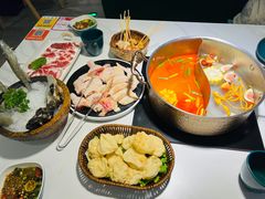 -椰子湾·海南火锅·糟粕醋·椰子鸡(正大广场店)