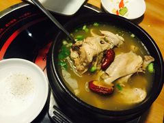 参鸡汤-八福力韩国休闲餐厅(泉舜店)