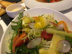 花园沙拉-AZUR聚(香格里拉饭店)