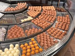 -Laderach 莱德拉(上海环贸iapm店)