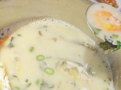 -老湖南·河鱼一锅鲜(兆禾里店)