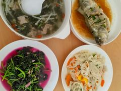 -爱的果实月嫂育婴师(世纪东方店)
