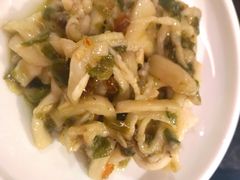 皮蛋茄子-老头儿油爆虾·知味杭州(爱琴海购物中心)