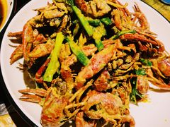 -虾弄弄海派小龙虾·牛羊蝎子火锅