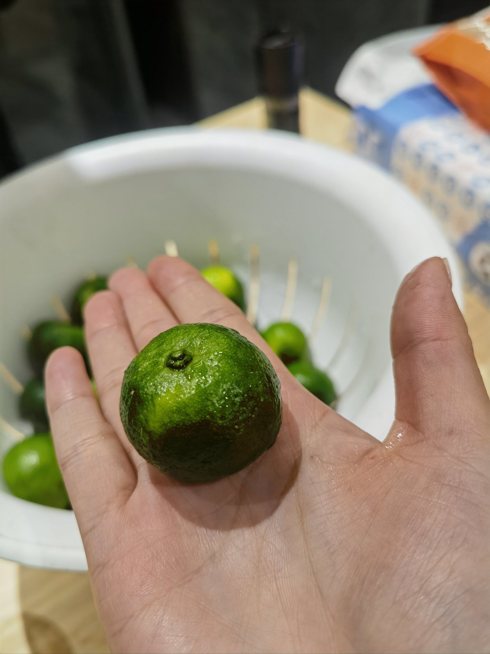 台湾青檬,品种最大的特色是果皮味道清甜,没有其它柠檬的苦涩味道