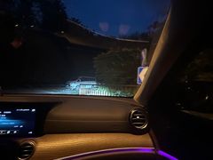 -鬼笑石后山停车场
