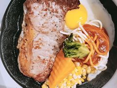 -汤姆家的牛排意面披萨(新城市广场店)