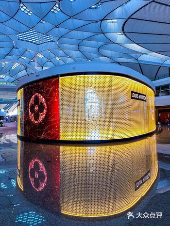 这里真的不是大型商业综合体️不愧是中国第一的国际机场️