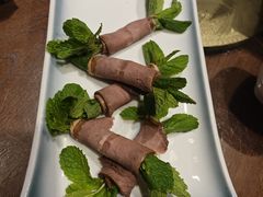 -花菇朵·云山雀 ll 野生菌锅·野果酸汤·精品滇菜(万柳店)