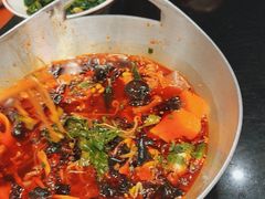 -川流不息·地道川菜·小龙虾(新松江路店)