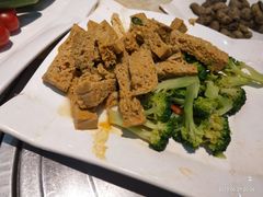 -武记碳锅鱼大盘鸡(杜岭街店)
