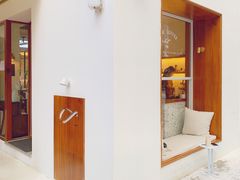 -Line 咖啡(石厦花园店)