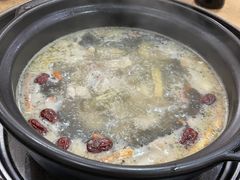 -濠轩阁特色生蚝火锅(水湾路店)
