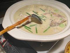 -佬麻雀·剁椒鱼头(京基KK One店)