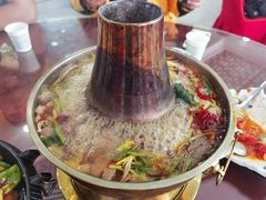 -撒拉人家.酸菜牦牛肉火锅