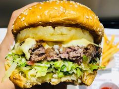 -The Habit Burger Grill 哈比特汉堡(爱琴海店)