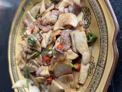 -老来福·非遗酸汤兔(凯旋路店)