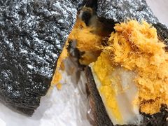咸蛋黄嘟嘟包-奈雪的茶(新天地广场PRO店)