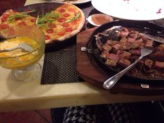 半秋山西餐厅(长虹北路店)-半秋山西餐厅(襄阳万达店)