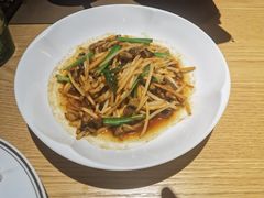 -新荣记(西溪湿地店)