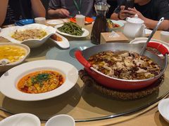 -渝信川菜 · 川味家常菜(财富购物中心店)