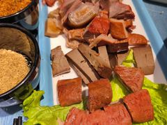 -乔家小院•非遗驴肉•本地小海鲜(滨河路店)