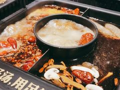 -老牌坊云南鱼豆花火锅(爱建店)
