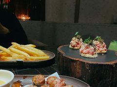 紫苏肉肠-wann lounge 低温慢煮牛排·清吧