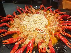 金汤蒜香小龙虾-红盔甲·小龙虾(人民广场店)