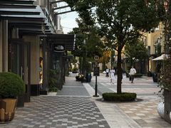-比斯特上海购物村精品奥特莱斯