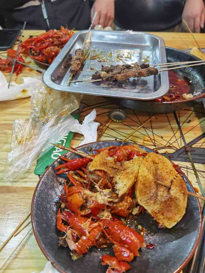撩虾帝小龙虾(凤城十路店)-"虾尾味道真不错,特别入味,环境也好,比较.