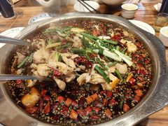 -乡土特色.冷锅鱼.牦牛肉汤锅