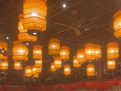 -帅巴人舅母子腊蹄民俗村