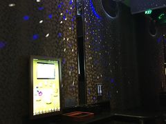 -乐界KTV(虹桥中心店)