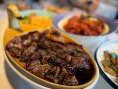 -八府香鸭·啫啫煲(华山路店)