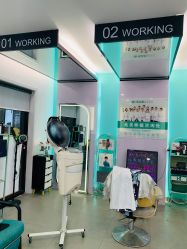 -黑奥秘脱发白发中心