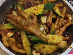 -江城燕子大排档(江汉路步行街店)