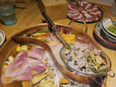 -洱火云南酸菜牛肉火锅(石景山当代商城店)