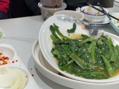 -民族手抓羊肉馆·滩羊手抓·烤全羊