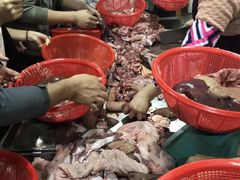 -标记美食新鲜猪杂(兴南大道店)