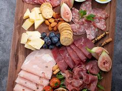 -一棵树·意大利西餐厅One Tree(新城店)