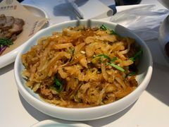 姥家酸菜炒粉-额娘·春饼烤鸭(天鸿店)