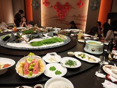 -新天明砂锅鱼头煲