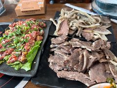 -乡土黄·鲜牛肉火锅·小龙虾(兴业街店)