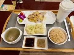 -亚龙湾老厨房·海南家常味