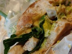 低温慢煮鸡胸肉配牛油果夏巴特-麦当劳(长泰商业广场店)